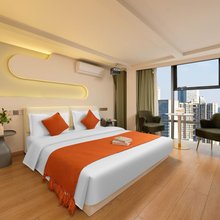 谷莫尼ROOFTOP·GARDEN花园酒店(贵阳喷水池民生路好吃街店)