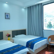 抚仙湖麟毓客栈(禄充风景区店)