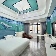 维尔拉V主题酒店(临高文明东路店)