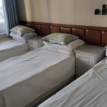 磴口皇家宾馆