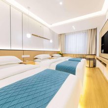 康定金杰公寓(情歌广场溜溜城店)