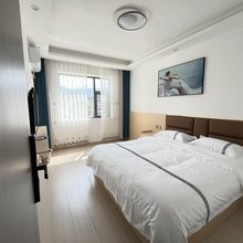 杰恒民宿( 昭通火车站店)