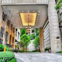 宿漫设计师高空套房民宿(重庆解放碑洪崖洞店)