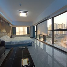 芒果公寓(嘉祥汽车站银泰广场店)