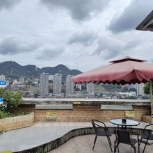 重庆等风来民宿(重庆解放碑白象街店)