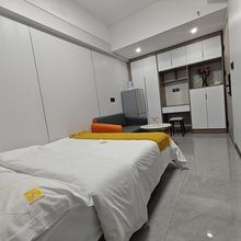 壹美佳民宿(浦西万达店)