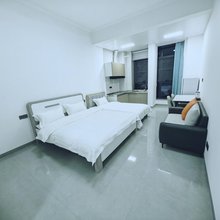 云栖里民宿(昆明医科大学第一附属医院呈贡院区店)