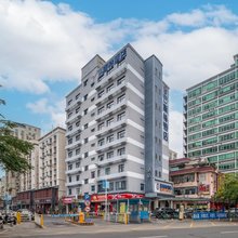 巴斯特酒店(深圳国际会展中心桥头地铁站店)