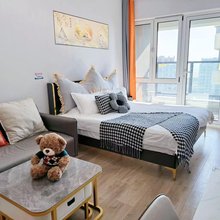 锦瑞海景公寓(灵山湾城市阳台海水浴场店)