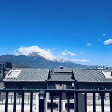 蓝汐苑·CoffeeBar丨360°露台雪山观景轻奢智能美墅(束河古镇店)