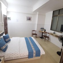 八方住宿(兴仁大街店)