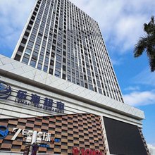 漫妮·观景美宿(角美万达广场店)