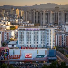 悦丰智慧酒店(赣县星洲润达购物广场店)