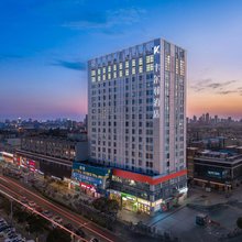 卡尔顿酒店(连云港市政府海洋大学店)
