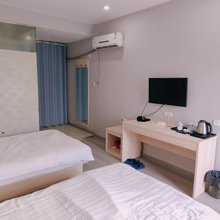 飨堂快捷宾馆(信阳市体育场师范学院店)