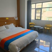 九鸿宾馆(社旗建设南路店)
