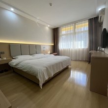西安凤栖源酒店(凤栖原地铁站店)