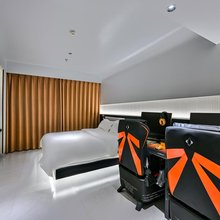 优恩电竞酒店(万象城奥体中心店)