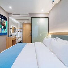 汐悦酒店(杭州文海南路地铁站店)