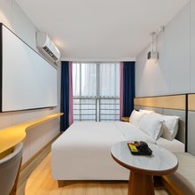 梦享家(广州华景新城邮电学院店)