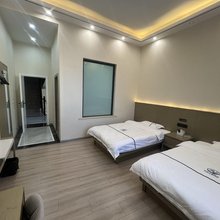 永胜云杉主题酒店