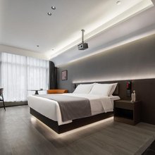TAMI丨嗒米酒店(广州天河体育中心体育西路地铁站店)