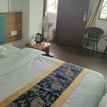 金丰住宿(澄海公路店)