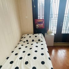 上海亿家青年公寓