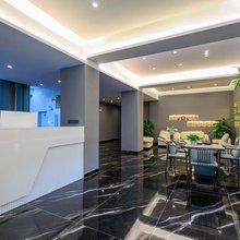 佰度酒店(景洪曼听公园店)