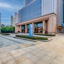 汉庭酒店(武汉楚河汉街青鱼嘴地铁站店)