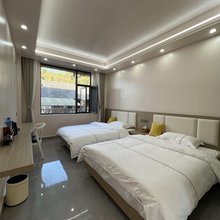子依客栈(景迈山古茶林景区糯干古寨店)