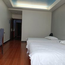 朋来宾馆(泰安路店)