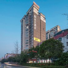 龙山阳光大酒店