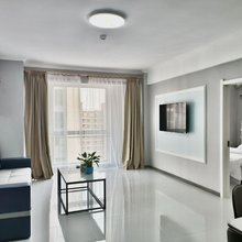 悦兮小筑家庭公寓