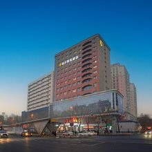 速8精选酒店(扬子江路红山公园店)