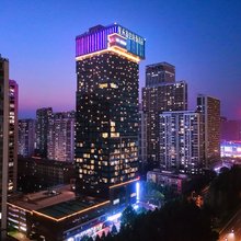 星禾高空海景酒店(日照万平口景区万达广场店)