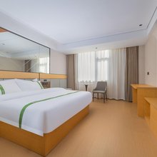 蜜桃水晶酒店(无锡火车站靖海地铁站店)