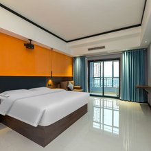 橙子·商务宾馆(麓谷工业园长丰地铁站店)