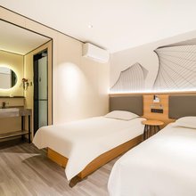 青季酒店MINI(北京物资学院路地铁站胸科医院店)