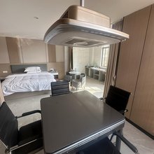 四会泊居轻奢公寓(龙湾市场店)