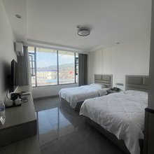 布拖柏悦巷子大酒店