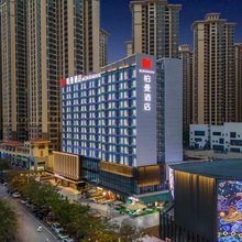柏曼酒店(南宁五象总部基地广西体育中心店)