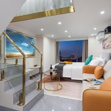 颐森LOFT民宿(长沙高铁南站国际会展中心店)