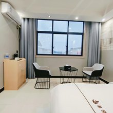 景悦酒店(岗李比亚迪工厂店)