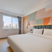 转角酒店(三江学院店)