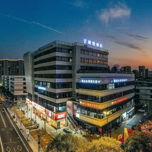 朗悦酒店(临平万达店)