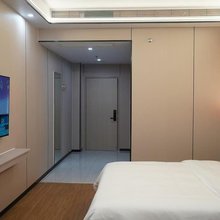 龙信华辉酒店
