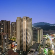 铂顿国际公寓(清远清城区政府保利广场店)