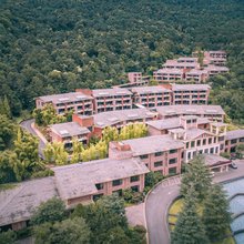安宁金方森林温泉半山酒店