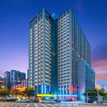 艾特摩高电竞酒店(重庆北站南广场店)